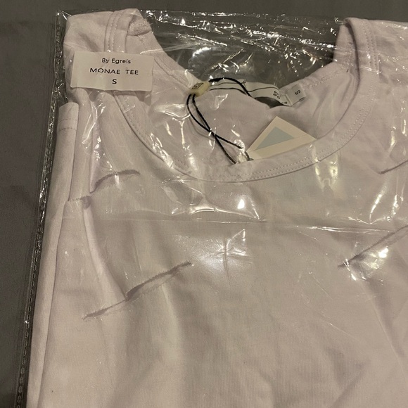 ByEgreis Monae Tee - Picture 3 of 7